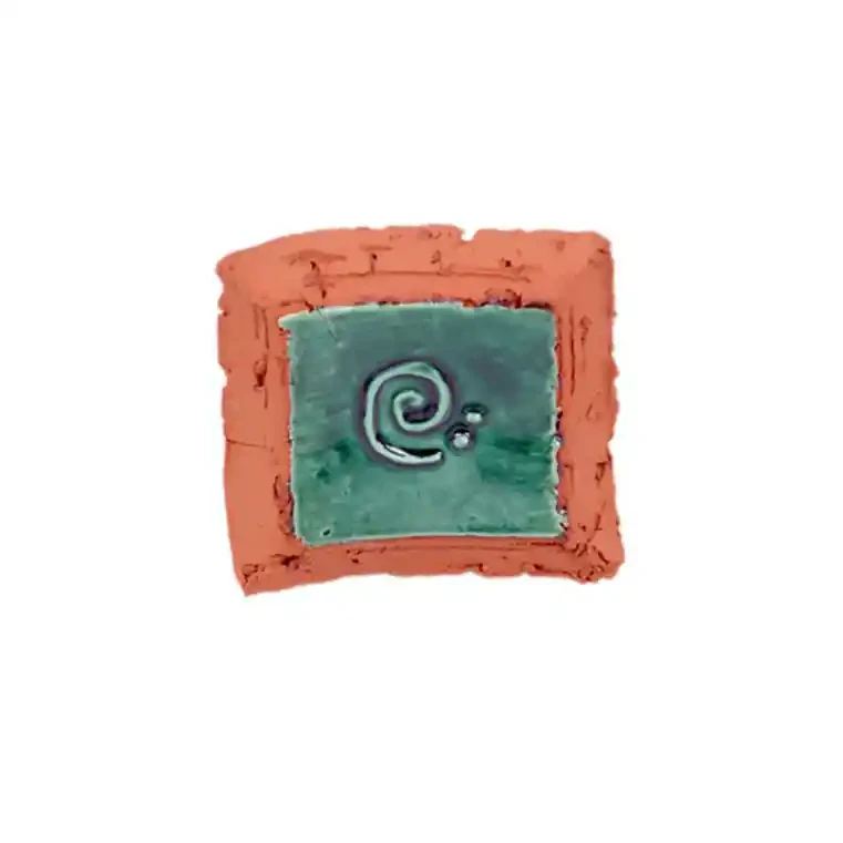 Spiral ceramic wall hanger