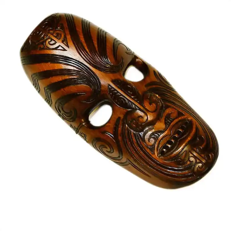 Large Māori waka mask