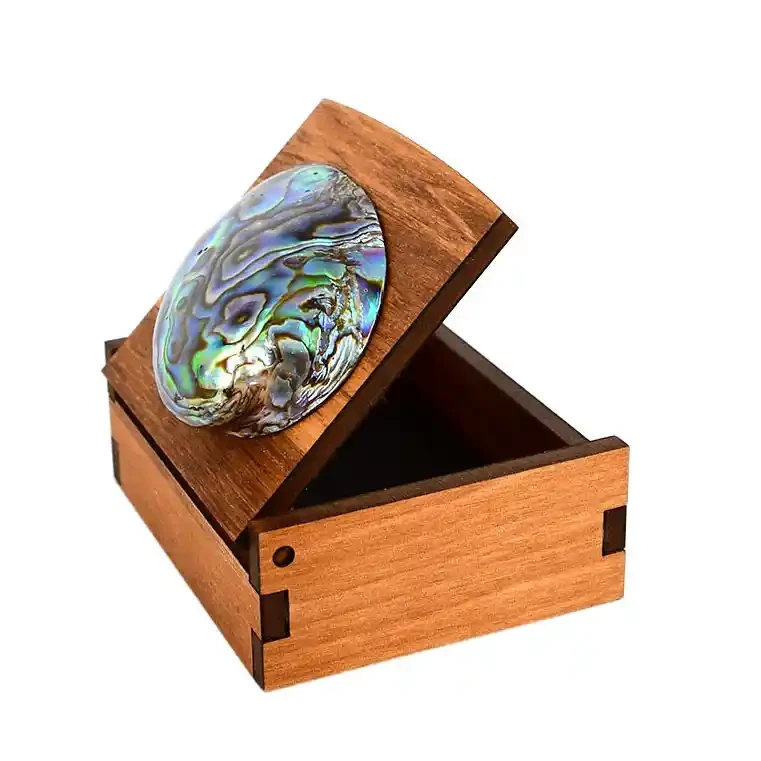 Rimu gift box with paua