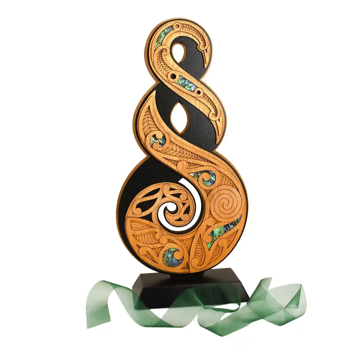 Large double twist pikorua trophy