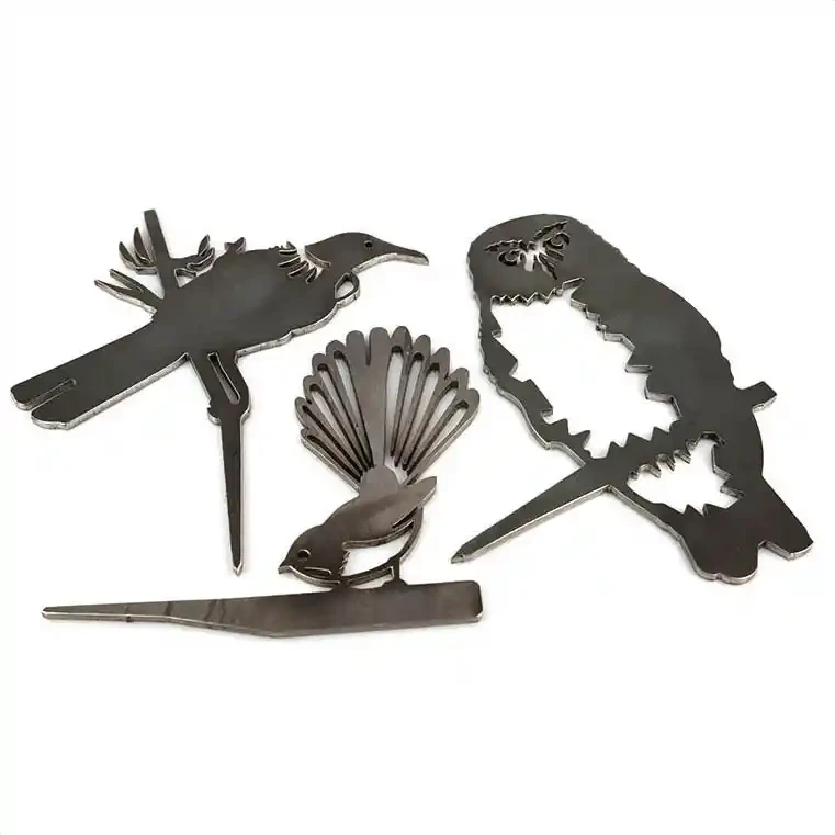 Metalbird baby birds