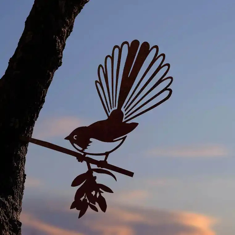 Metalbird fantail silhouette