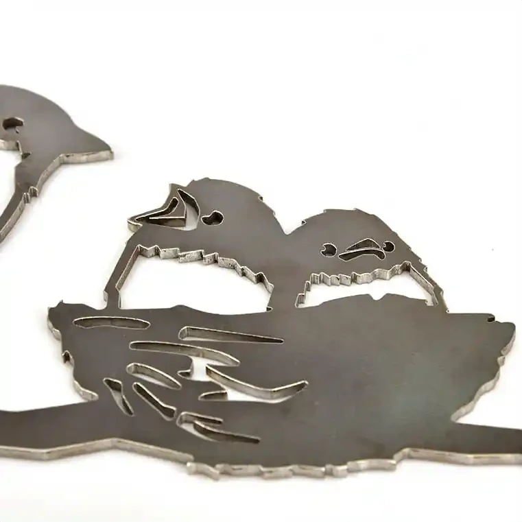 Metalbird sparrow and chicks silhouette