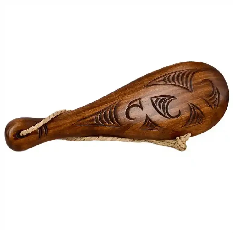 Small wooden mere club