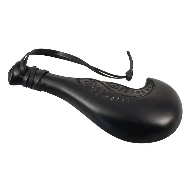 Māori glass mere (wahaika)