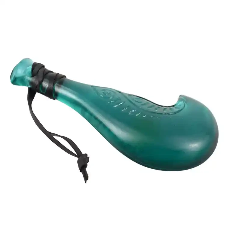 Māori glass mere (wahaika)