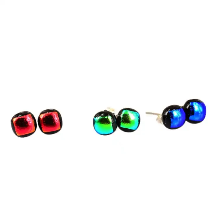 Glass stud earrings