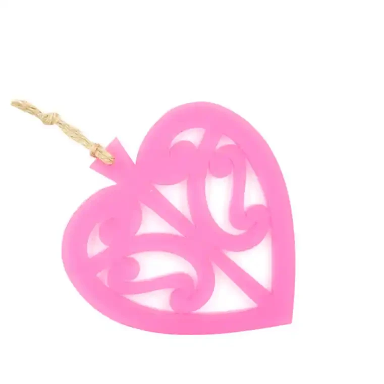 Resin heart wall decorations