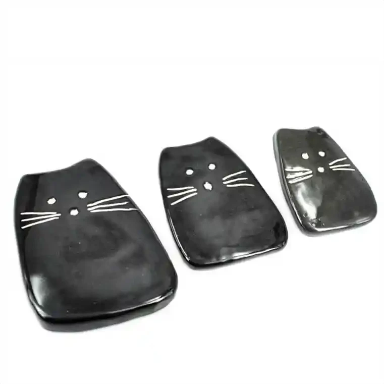 Black ceramic cats