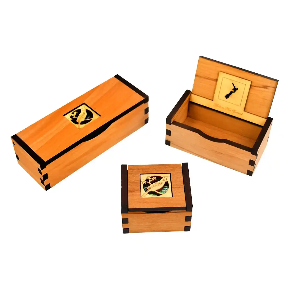 Rimu tūī gift boxes - Made in NZ