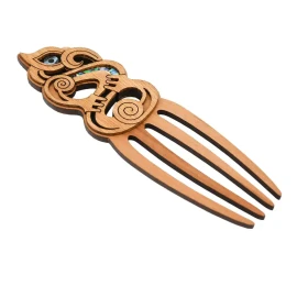 Manaia Māori hair comb
