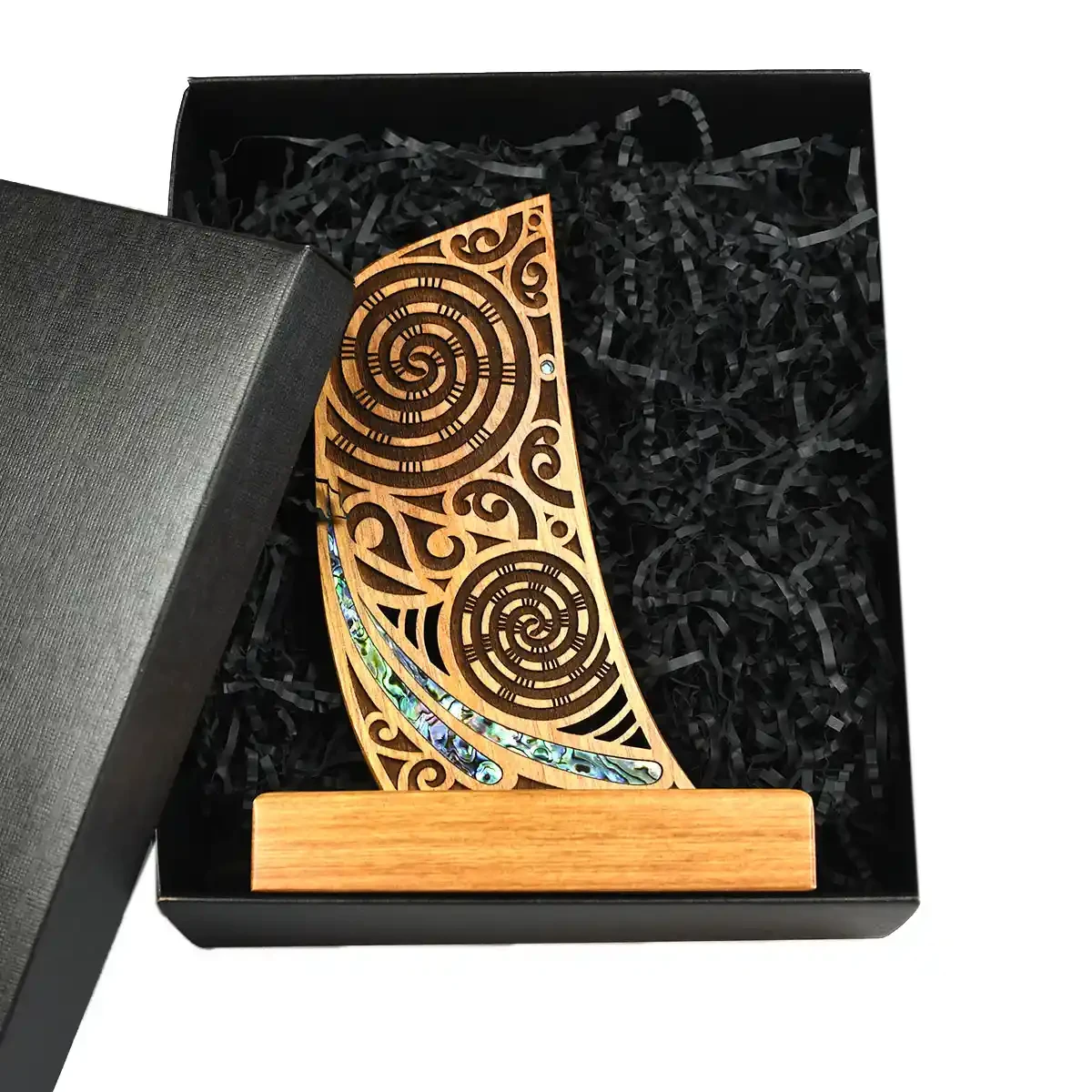 Gift boxes for Māori cultural trophies for premium presentation (only available with a Māori cultural trophy)