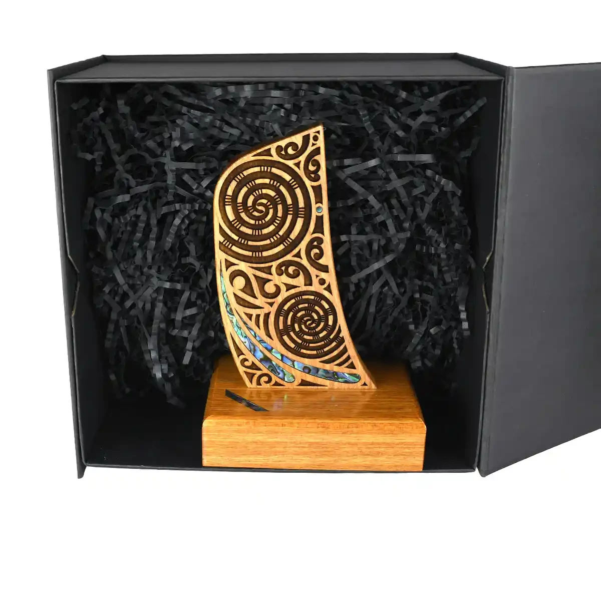 Gift boxes for Māori cultural trophies for premium presentation (only available with a Māori cultural trophy)