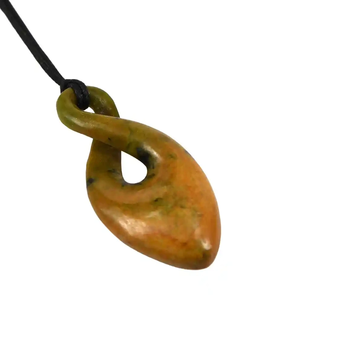 Single twist greenstone pendants