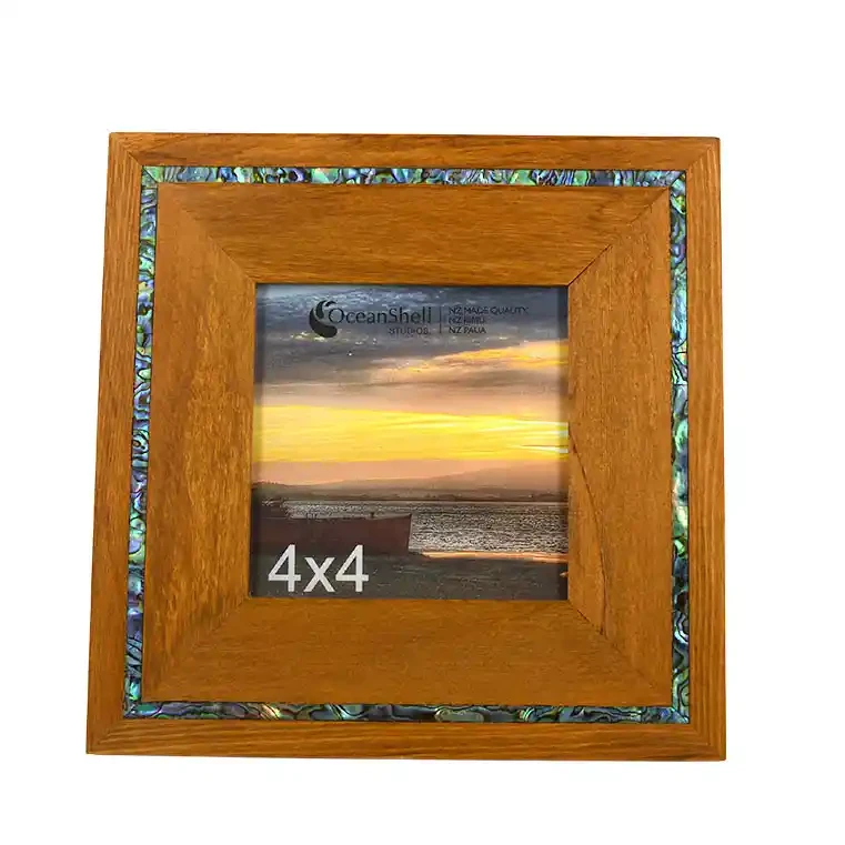 Rimu frame fitting 4"x4" photo