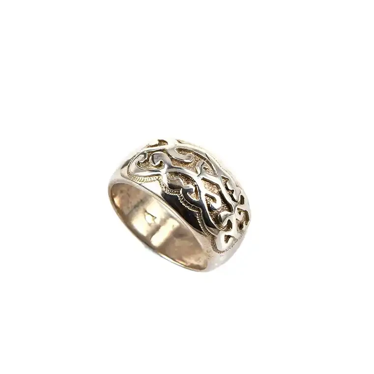 Solid sterling silver ring with kōwhaiwhai