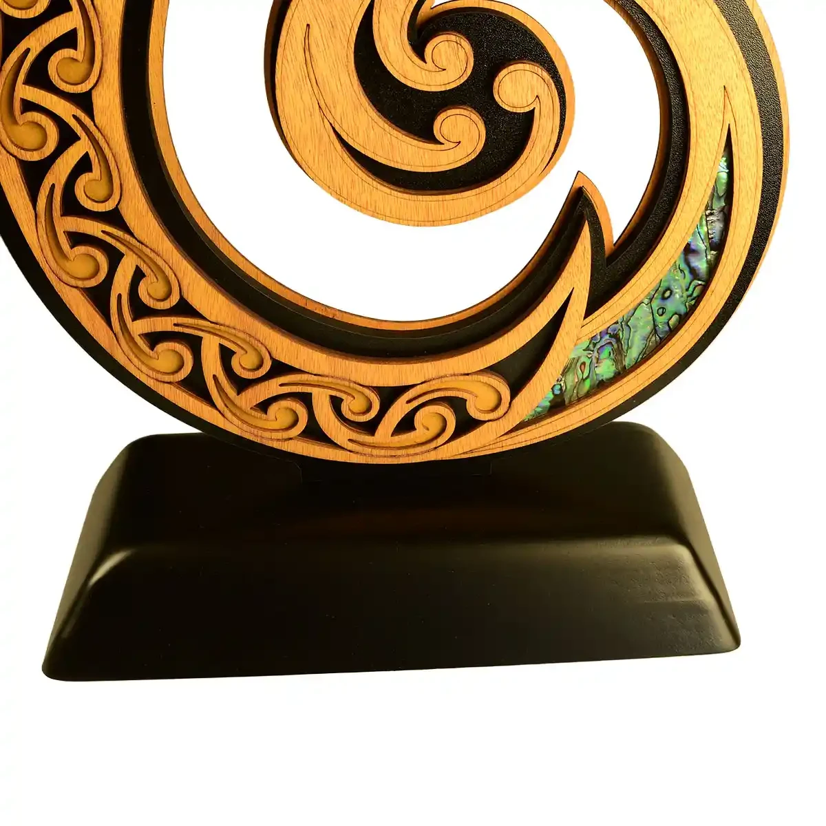 HUGE Māori Manaia trophy