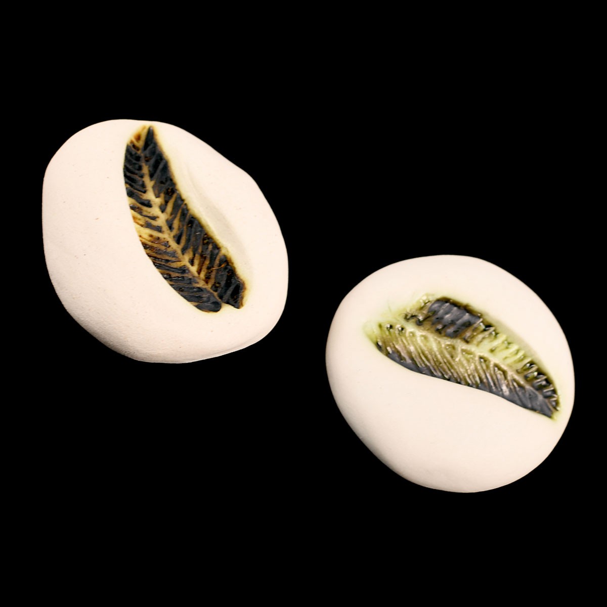 Ceramic fern pebbles