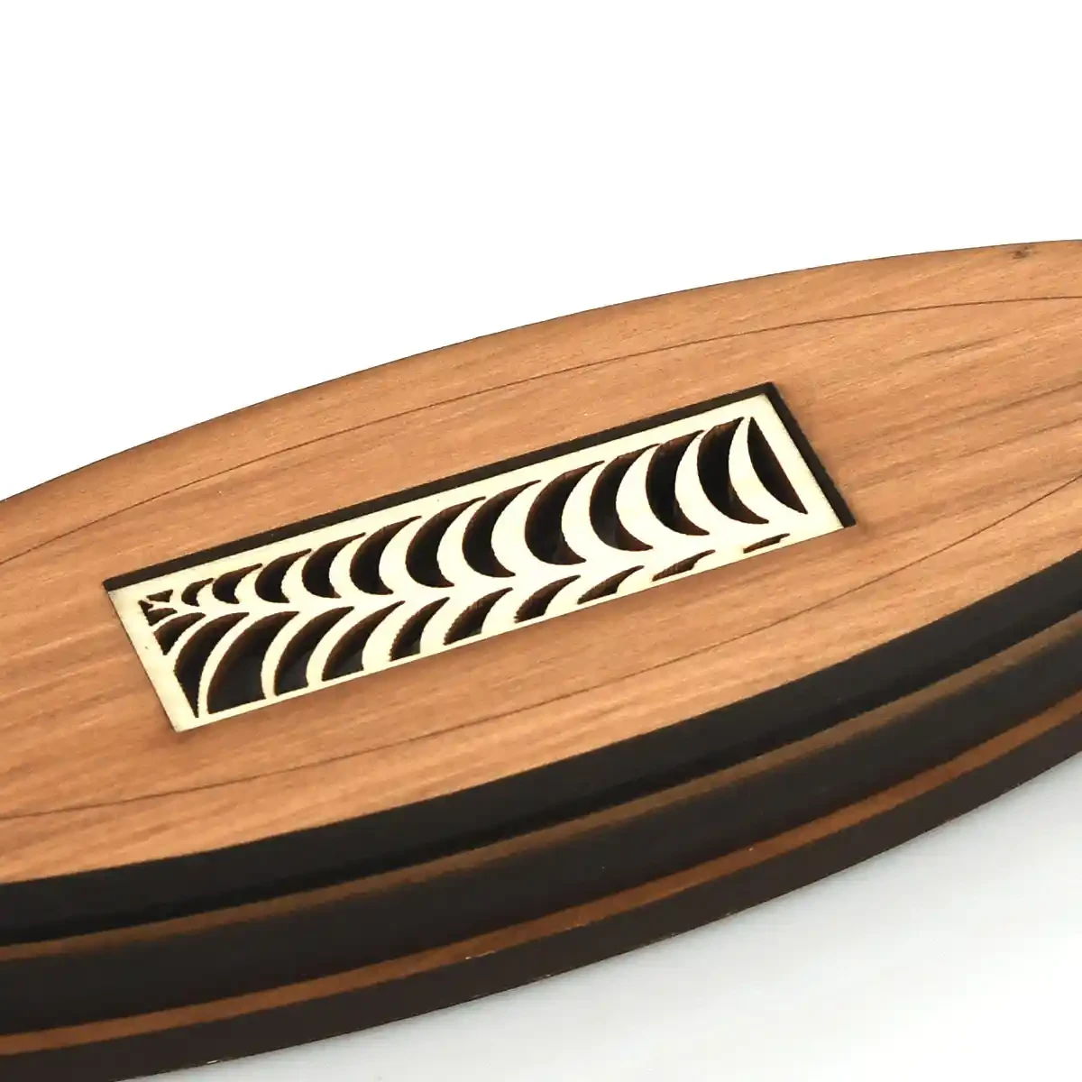 Nikau endeavour box: rimu