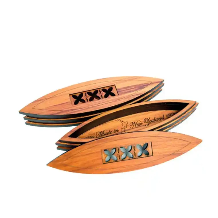 Tapa endeavour box: rimu box