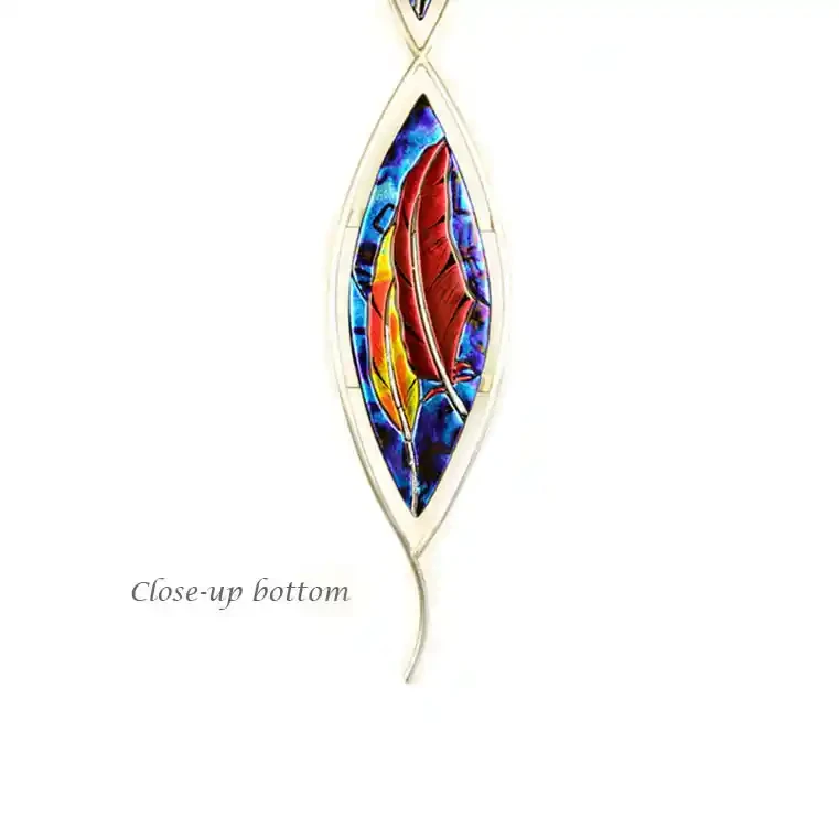 Glass sculpture with steel